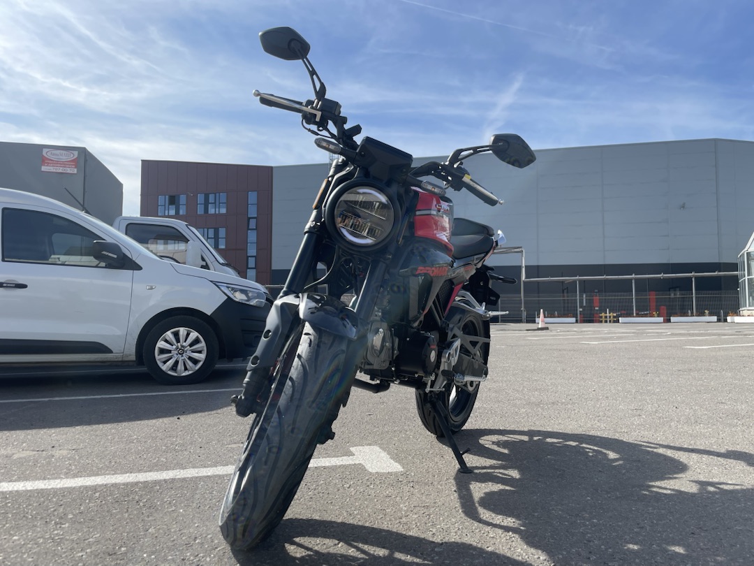 Мопед PROMAX CB150R (49) в Димитровграде Мопед PROMAX CB150R (49) в Димитровграде