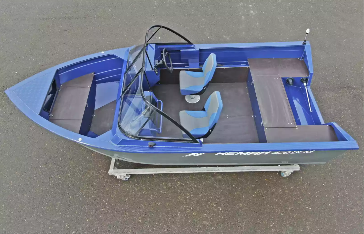 Алюминиевый катер Неман-420 DCM в Димитровграде Алюминиевый катер Неман-420 DCM в Димитровграде