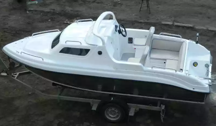 Комбинированный катер Neman-500 с каютой в Димитровграде Комбинированный катер Neman-500 с каютой в Димитровграде