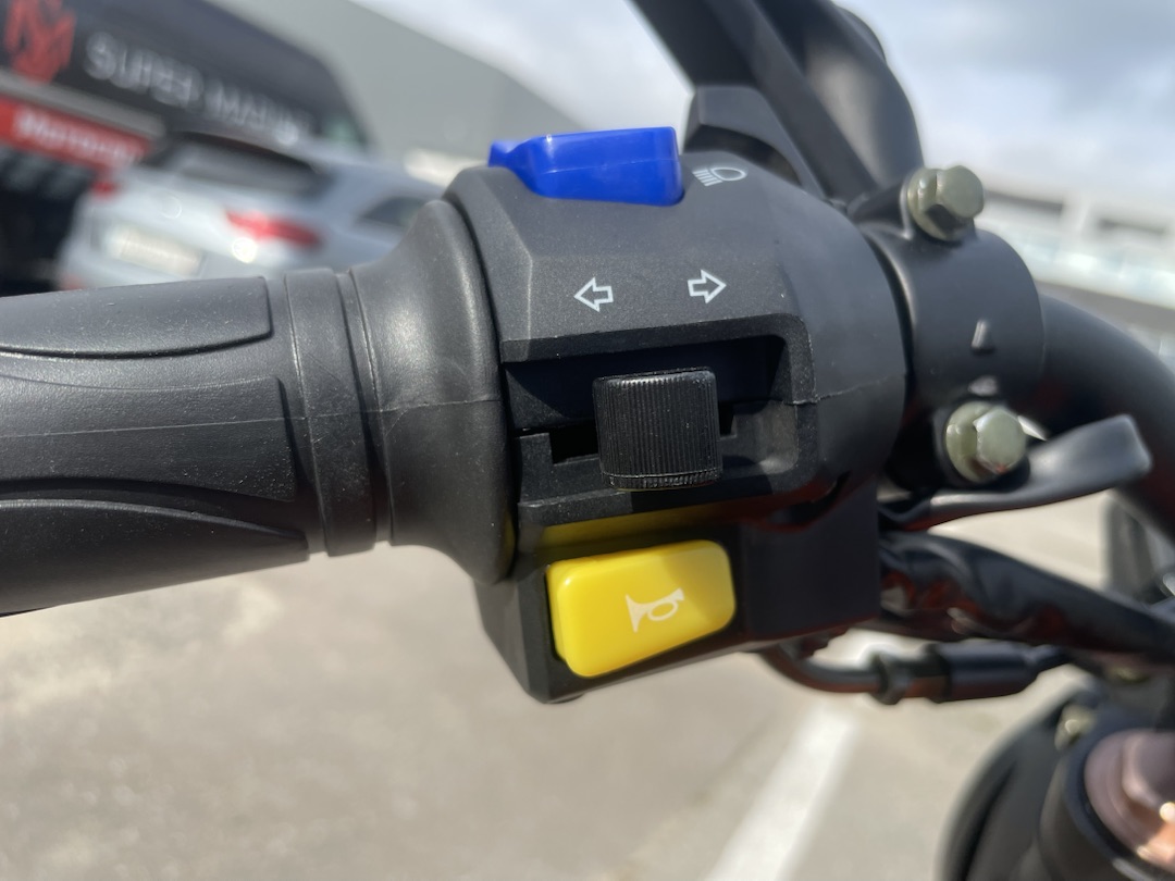 Мопед PROMAX CB150R (49) в Димитровграде Мопед PROMAX CB150R (49) в Димитровграде