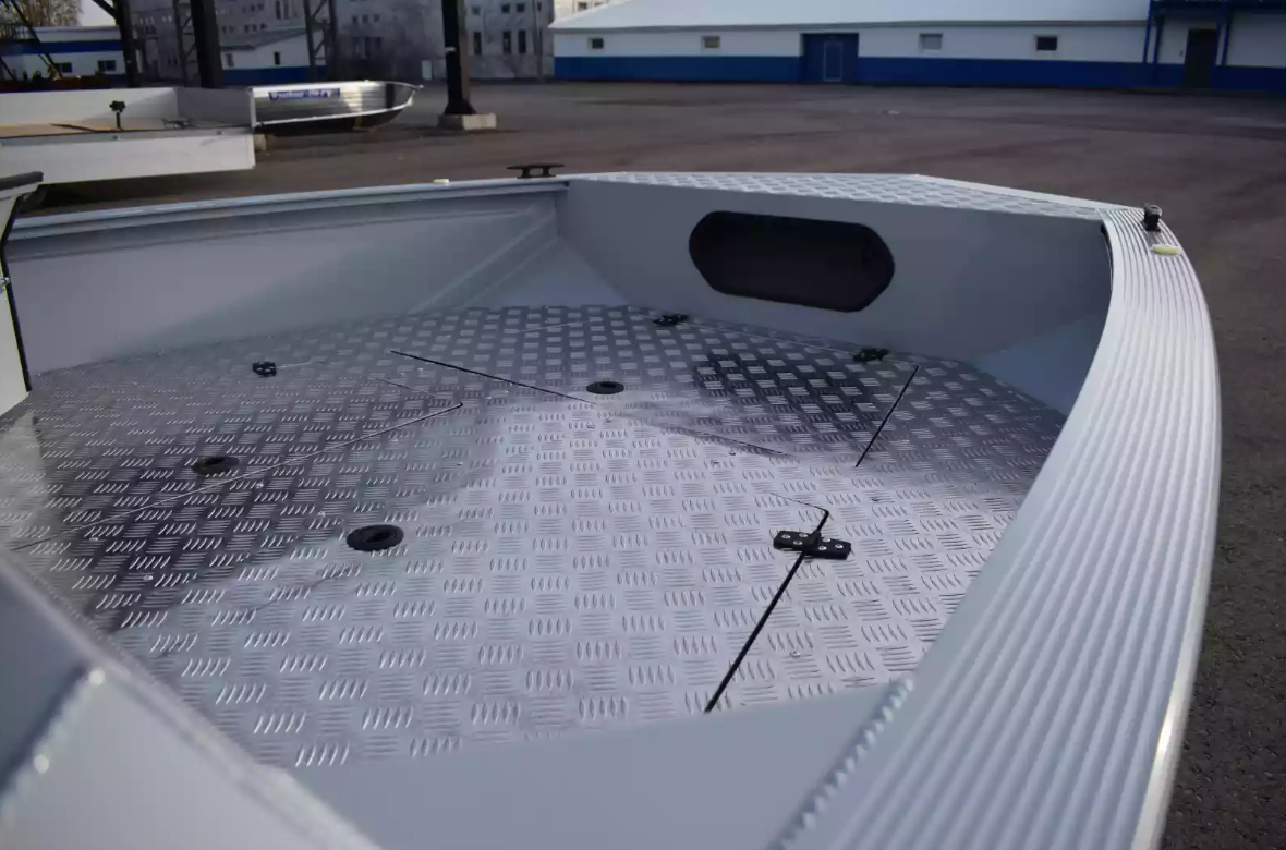 Алюминиевый катер Gold Fisher 520 DCM FISH в Димитровграде Алюминиевый катер Gold Fisher 520 DCM FISH в Димитровграде