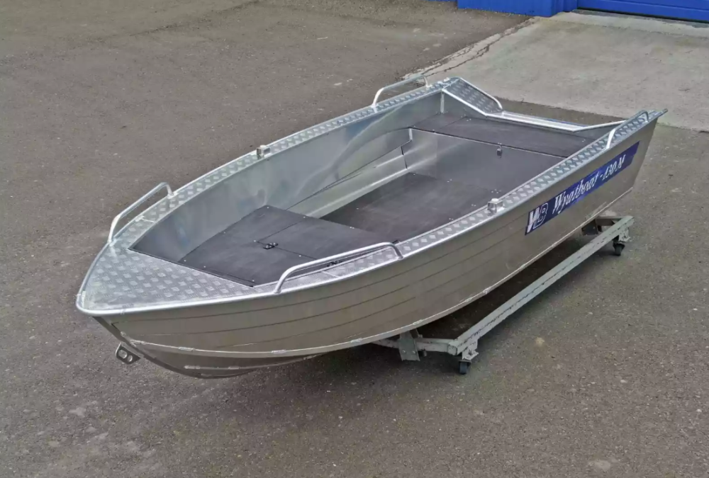 Алюминиевая лодка  Wyatboat-430М FISH в Димитровграде Алюминиевая лодка  Wyatboat-430М FISH в Димитровграде