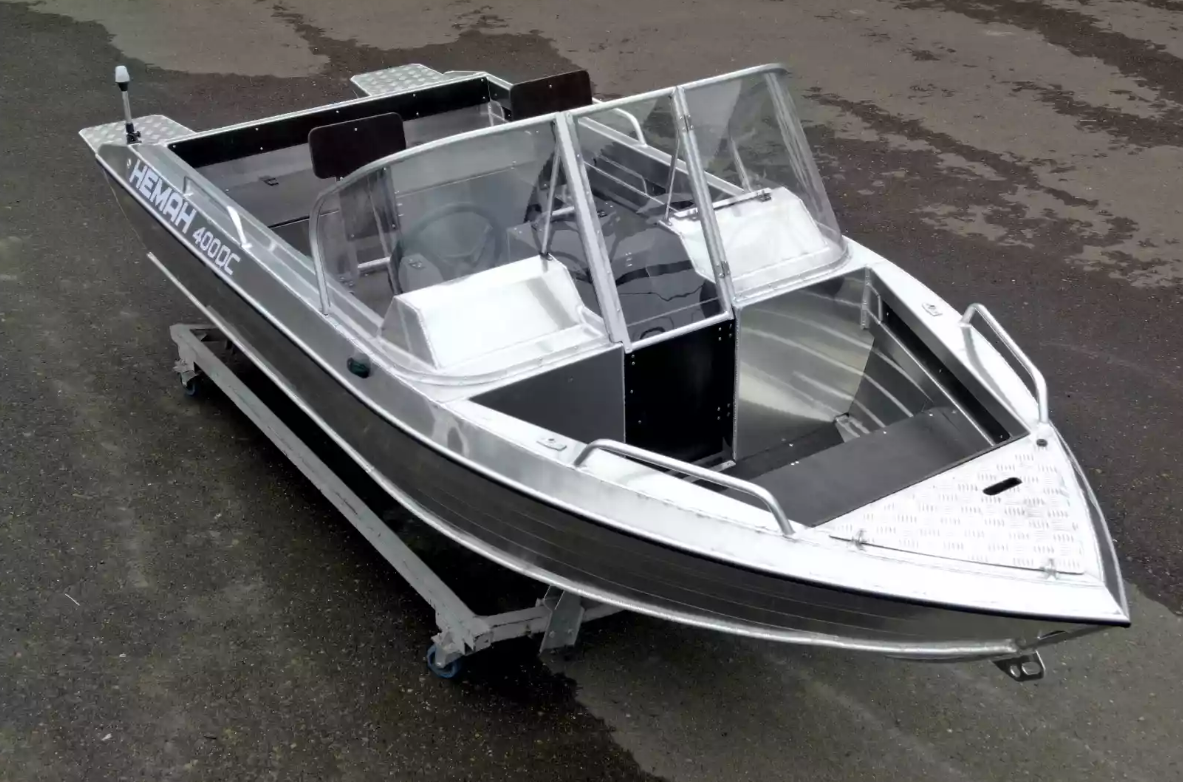 Алюминиевый катер Neman-400 DC в Димитровграде Алюминиевый катер Neman-400 DC в Димитровграде
