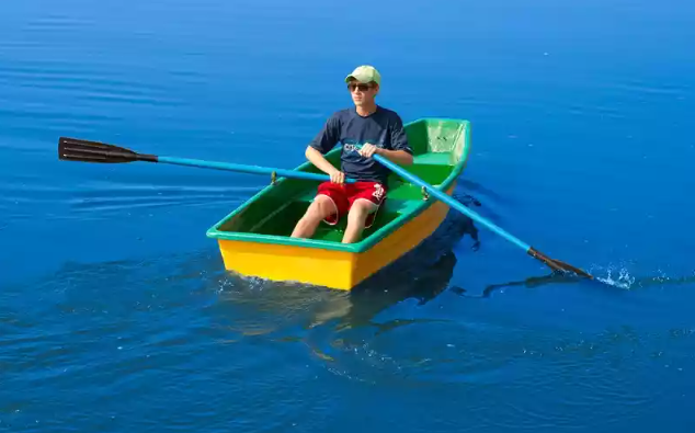 Стеклопластиковая лодка Малютка в Димитровграде Стеклопластиковая лодка Малютка в Димитровграде