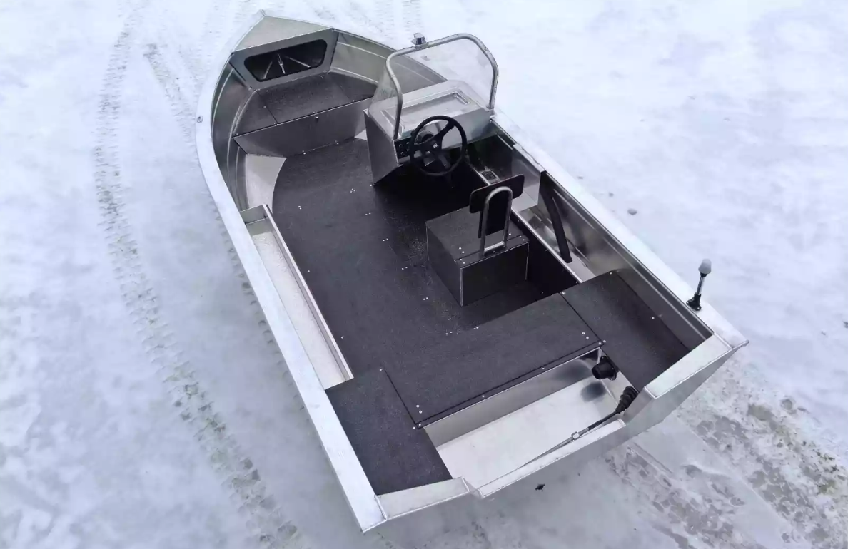 Алюминиевый катер Неман-400 С в Димитровграде Алюминиевый катер Неман-400 С в Димитровграде