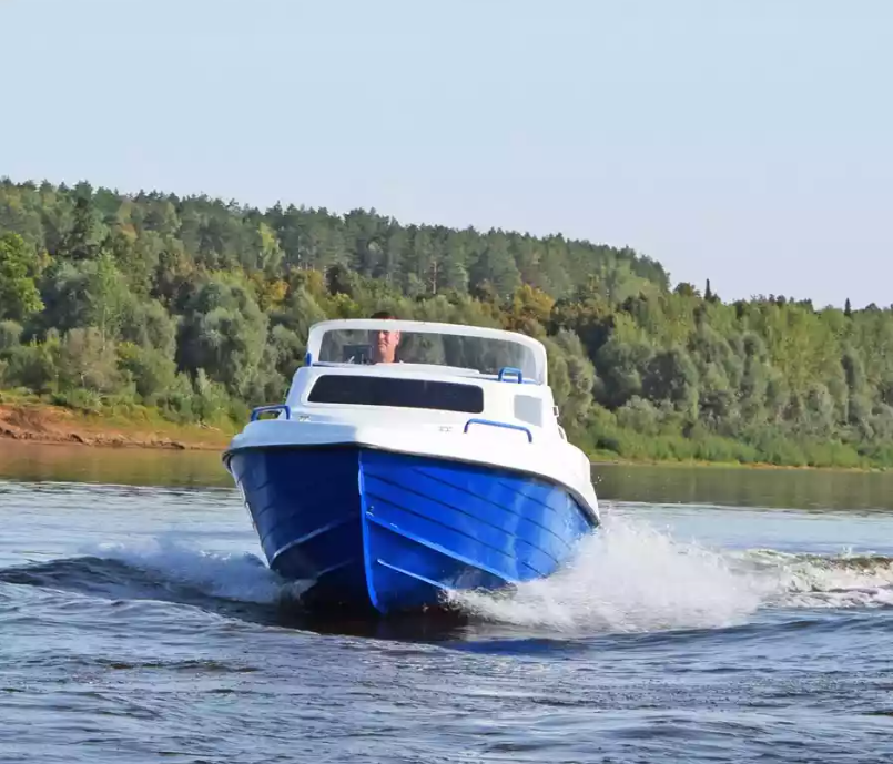 Комбинированный катер Neman-500 с каютой в Димитровграде Комбинированный катер Neman-500 с каютой в Димитровграде