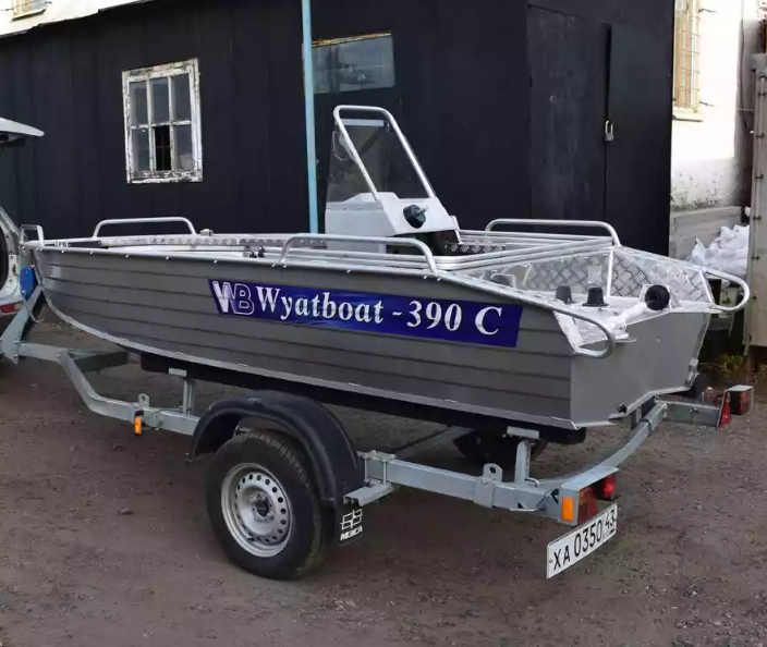 Алюминиевый катер Wyatboat-390 C в Димитровграде Алюминиевый катер Wyatboat-390 C в Димитровграде