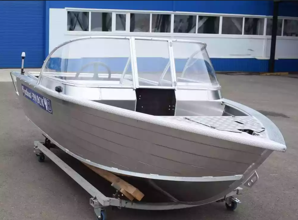Алюминиевая лодка Wyatboat-390 DCM Увеличенный борт в Димитровграде Алюминиевая лодка Wyatboat-390 DCM Увеличенный борт в Димитровграде