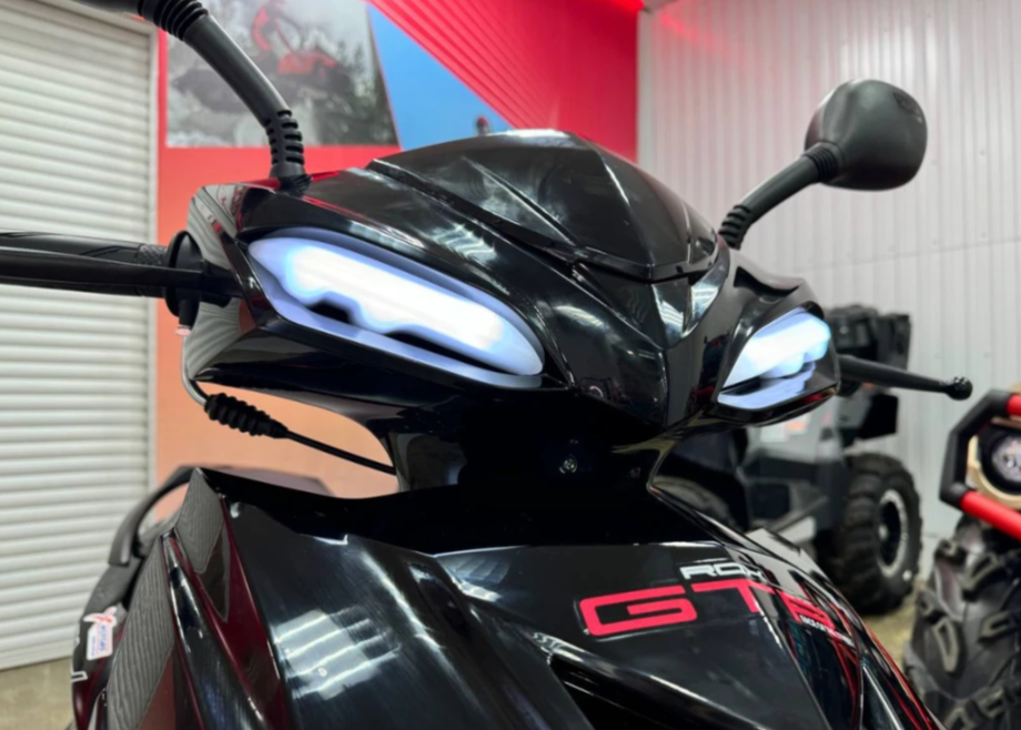 Скутер PROMAX ROX 200 (49) в Димитровграде Скутер PROMAX ROX 200 (49) в Димитровграде