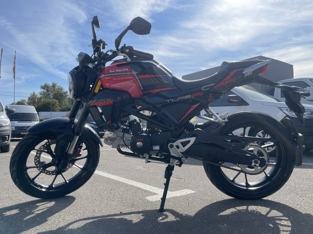 Мопед PROMAX CB150R (49) в Димитровграде Мопед PROMAX CB150R (49) в Димитровграде