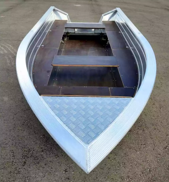 Алюминиевая лодка Неман-400 в Димитровграде Алюминиевая лодка Неман-400 в Димитровграде