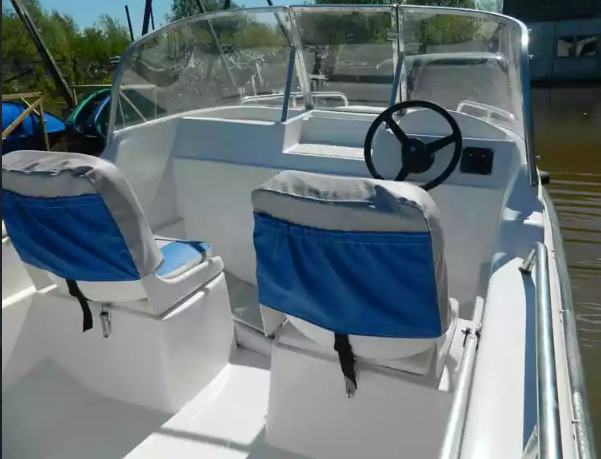 Стеклопластиковый катер Wyatboat-430 M (тримаран) в Димитровграде Стеклопластиковый катер Wyatboat-430 M (тримаран) в Димитровграде