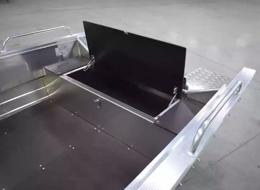 Алюминиевая лодка  Wyatboat-430 Р в Димитровграде Алюминиевая лодка  Wyatboat-430 Р в Димитровграде