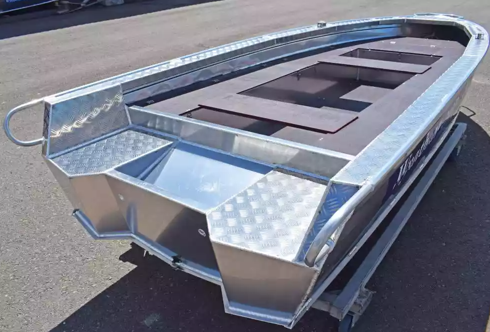 Алюминиевая лодка Wyatboat-390РМ в Димитровграде Алюминиевая лодка Wyatboat-390РМ в Димитровграде
