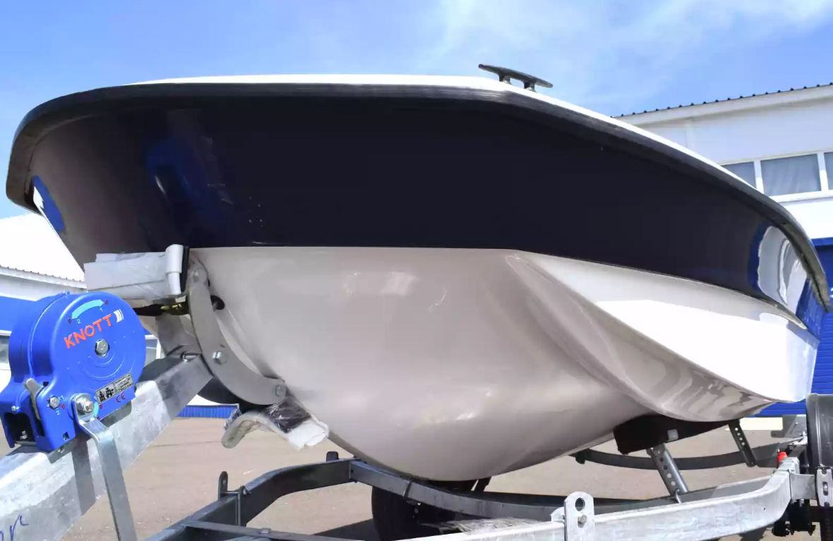 Стеклопластиковая лодка Wyatboat 430 тримаран в Димитровграде Стеклопластиковая лодка Wyatboat 430 тримаран в Димитровграде