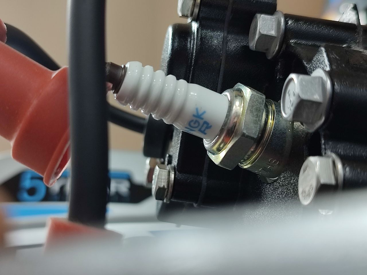 Лодочный мотор PROMAX SP9.9FHS (20) PRO в Димитровграде Лодочный мотор PROMAX SP9.9FHS (20) PRO в Димитровграде