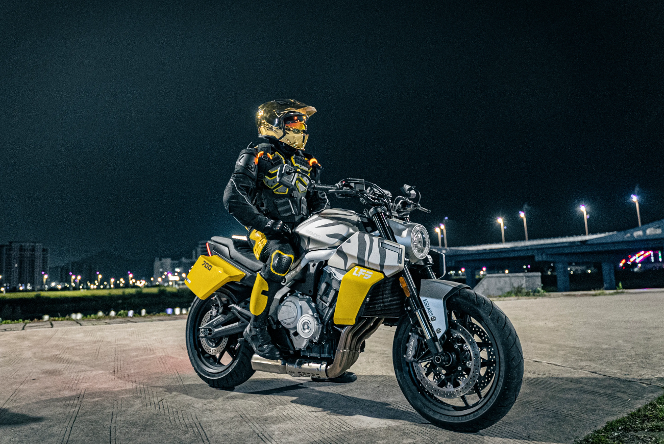 Мотоцикл Benda LFS 700 в Димитровграде Мотоцикл Benda LFS 700 в Димитровграде