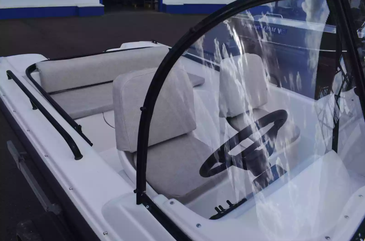 Комбинированный катер Wyatboat-430 DC в Димитровграде Комбинированный катер Wyatboat-430 DC в Димитровграде