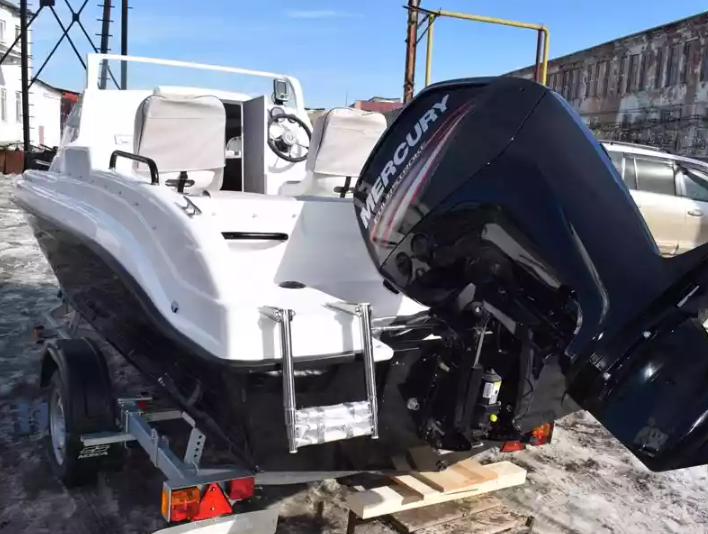 Комбинированный катер Neman-500 с каютой в Димитровграде Комбинированный катер Neman-500 с каютой в Димитровграде