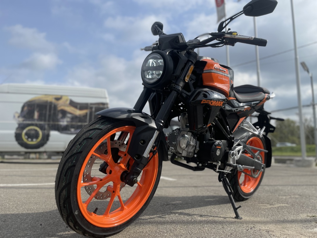 Мопед PROMAX CB150R (49) в Димитровграде Мопед PROMAX CB150R (49) в Димитровграде