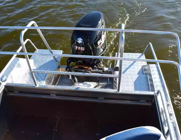 Алюминиевый катер Неман 550 с каютой в Димитровграде Алюминиевый катер Неман 550 с каютой в Димитровграде