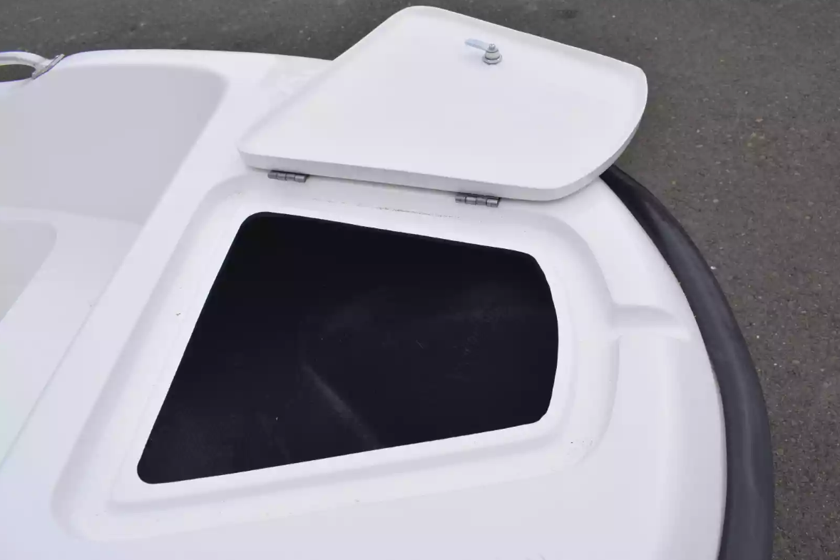 Стеклопластиковая лодка Пингвин New (тримаран) в Димитровграде