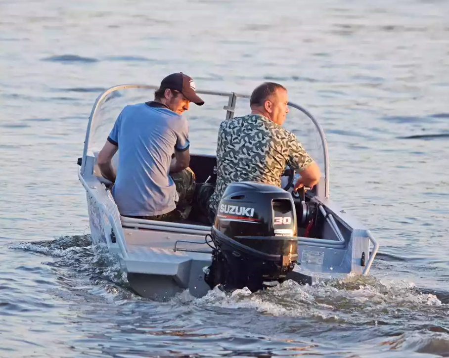 Алюминиевая лодка Wyatboat-390 DCM в Димитровграде Алюминиевая лодка Wyatboat-390 DCM в Димитровграде