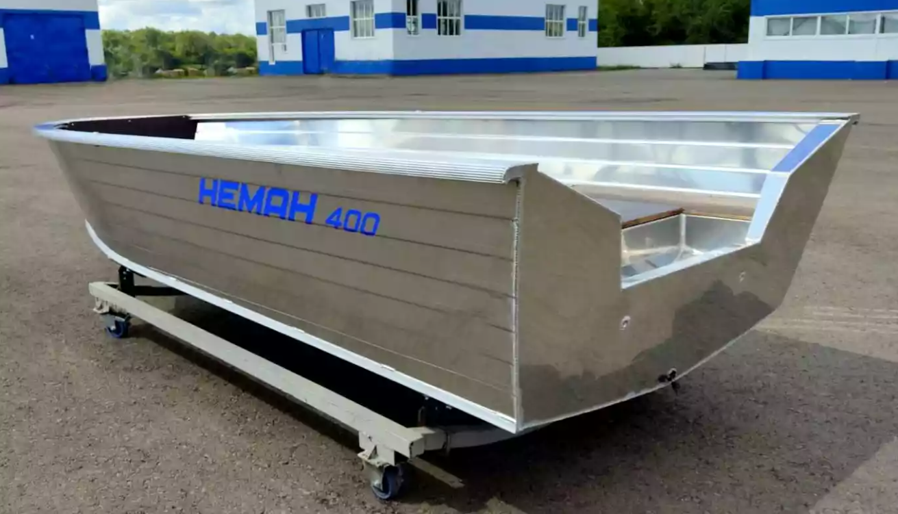 Алюминиевая лодка Неман-400 в Димитровграде Алюминиевая лодка Неман-400 в Димитровграде
