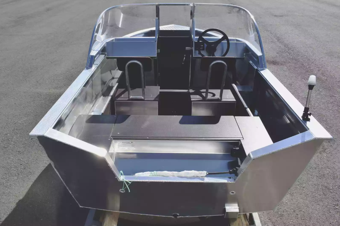 Алюминиевая лодка  Неман-400 DCM в Димитровграде Алюминиевая лодка  Неман-400 DCM в Димитровграде