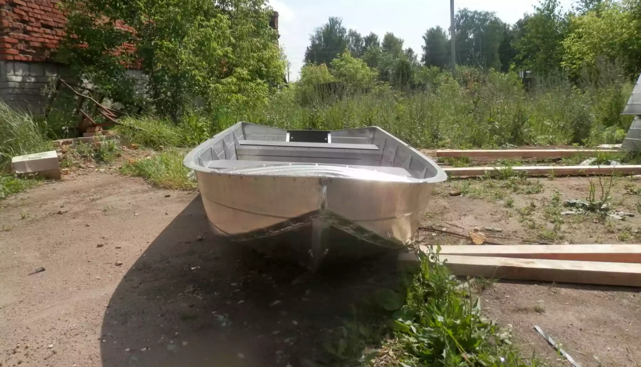 Алюминиевая лодка Вятка-Профи 32 в Димитровграде Алюминиевая лодка Вятка-Профи 32 в Димитровграде