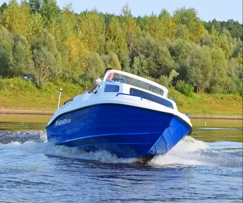 Комбинированный катер Neman-500 с каютой в Димитровграде Комбинированный катер Neman-500 с каютой в Димитровграде