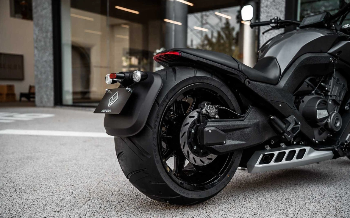 Мотоцикл Benda LFC 700 Pro в Димитровграде Мотоцикл Benda LFC 700 Pro в Димитровграде