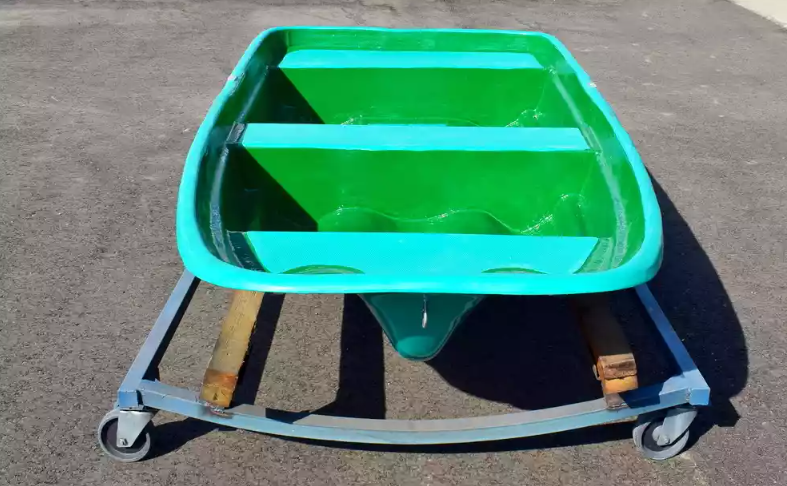 Стеклопластиковая лодка Старт (тримаран) в Димитровграде Стеклопластиковая лодка Старт (тримаран) в Димитровграде