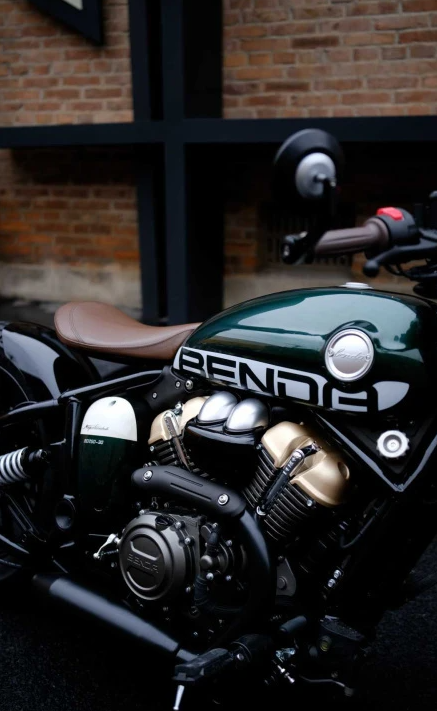 Мотоцикл Benda Napoleon 250 в Димитровграде Мотоцикл Benda Napoleon 250 в Димитровграде