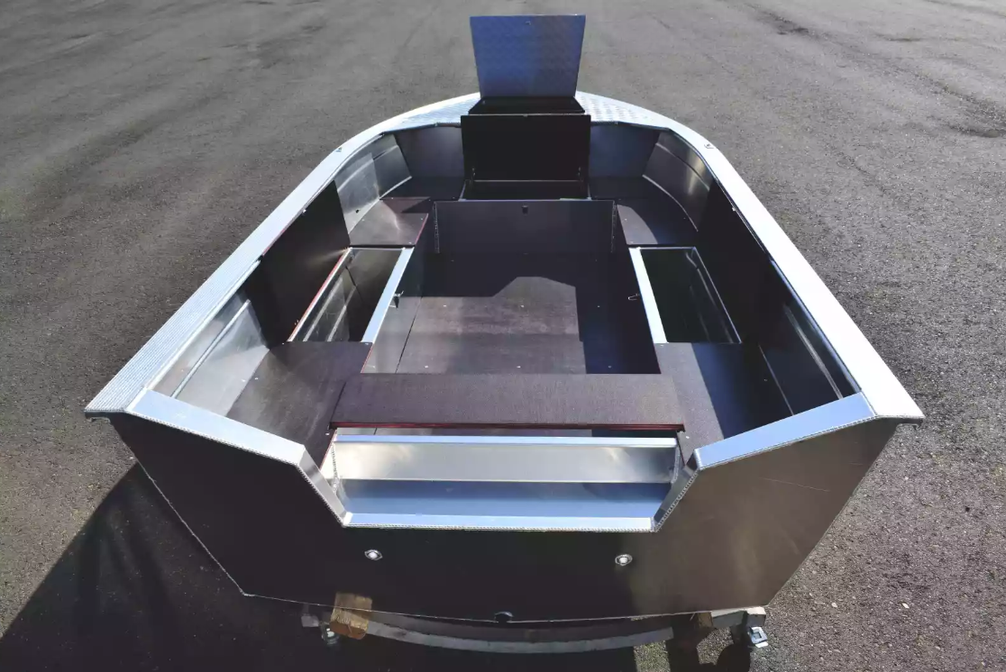 Алюминиевая лодка Неман-400 Р PRO в Димитровграде Алюминиевая лодка Неман-400 Р PRO в Димитровграде