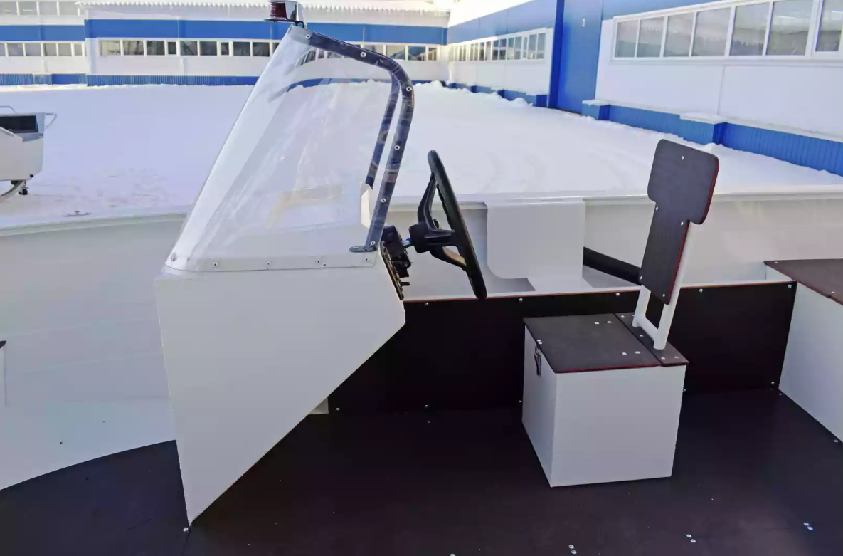 Алюминиевый катер Неман-400 С в Димитровграде Алюминиевый катер Неман-400 С в Димитровграде