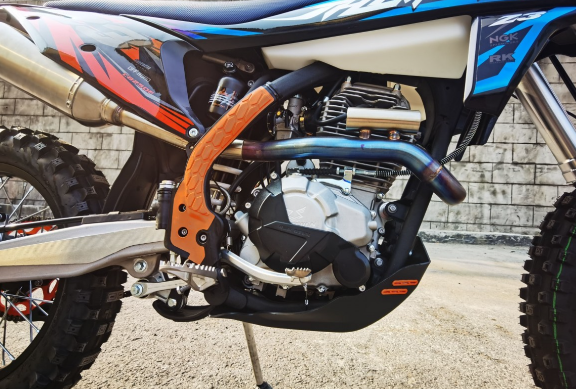 Мотоцикл JHLMOTO JHL Z3 CB250 (172FMM-3A) в Димитровграде Мотоцикл JHLMOTO JHL Z3 CB250 (172FMM-3A) в Димитровграде