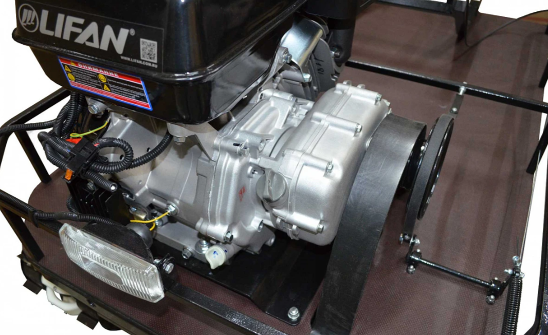 Мотобуксировщик вездеход KOiRA T13 RЕ (понижающий редуктор, электростартер) в Димитровграде Мотобуксировщик вездеход KOiRA T13 RЕ (понижающий редуктор, электростартер) в Димитровграде