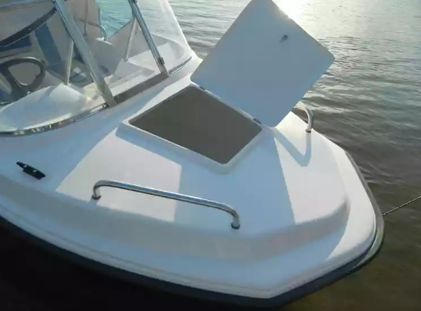 Стеклопластиковый катер Wyatboat-430 M (тримаран) в Димитровграде Стеклопластиковый катер Wyatboat-430 M (тримаран) в Димитровграде