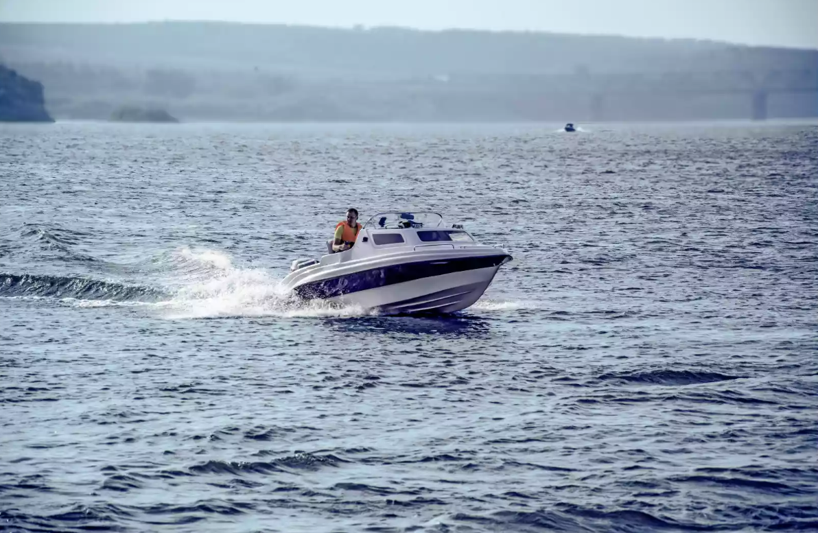 Стеклопластиковый катер Neman-500 в Димитровграде Стеклопластиковый катер Neman-500 в Димитровграде