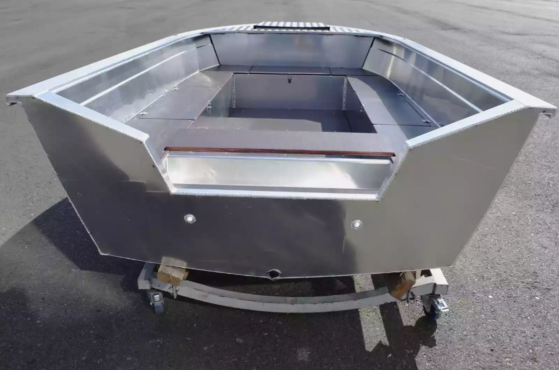 Алюминиевая лодка Неман-400 Р PRO в Димитровграде Алюминиевая лодка Неман-400 Р PRO в Димитровграде