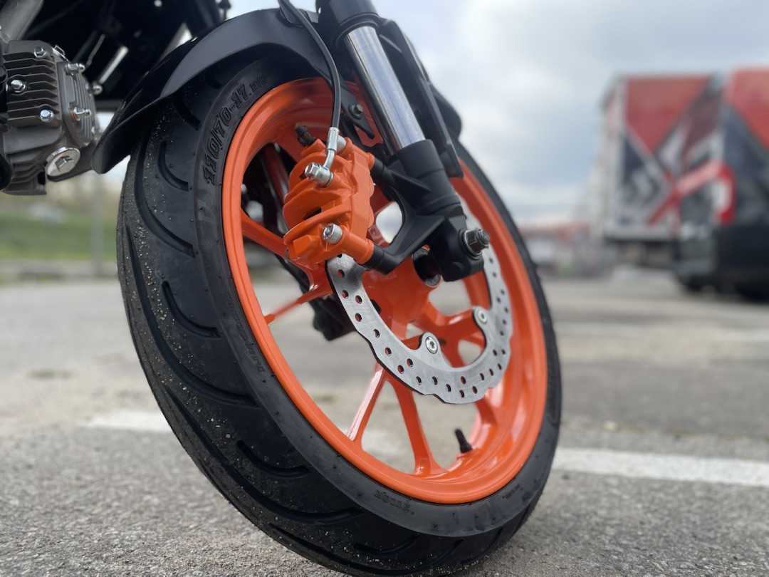 Мопед PROMAX CB150R (49) в Димитровграде Мопед PROMAX CB150R (49) в Димитровграде