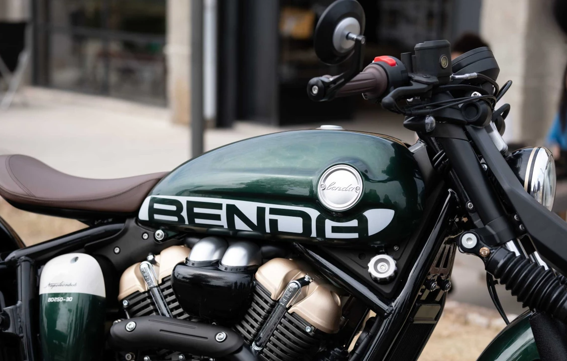 Мотоцикл Benda Napoleon 250 в Димитровграде Мотоцикл Benda Napoleon 250 в Димитровграде