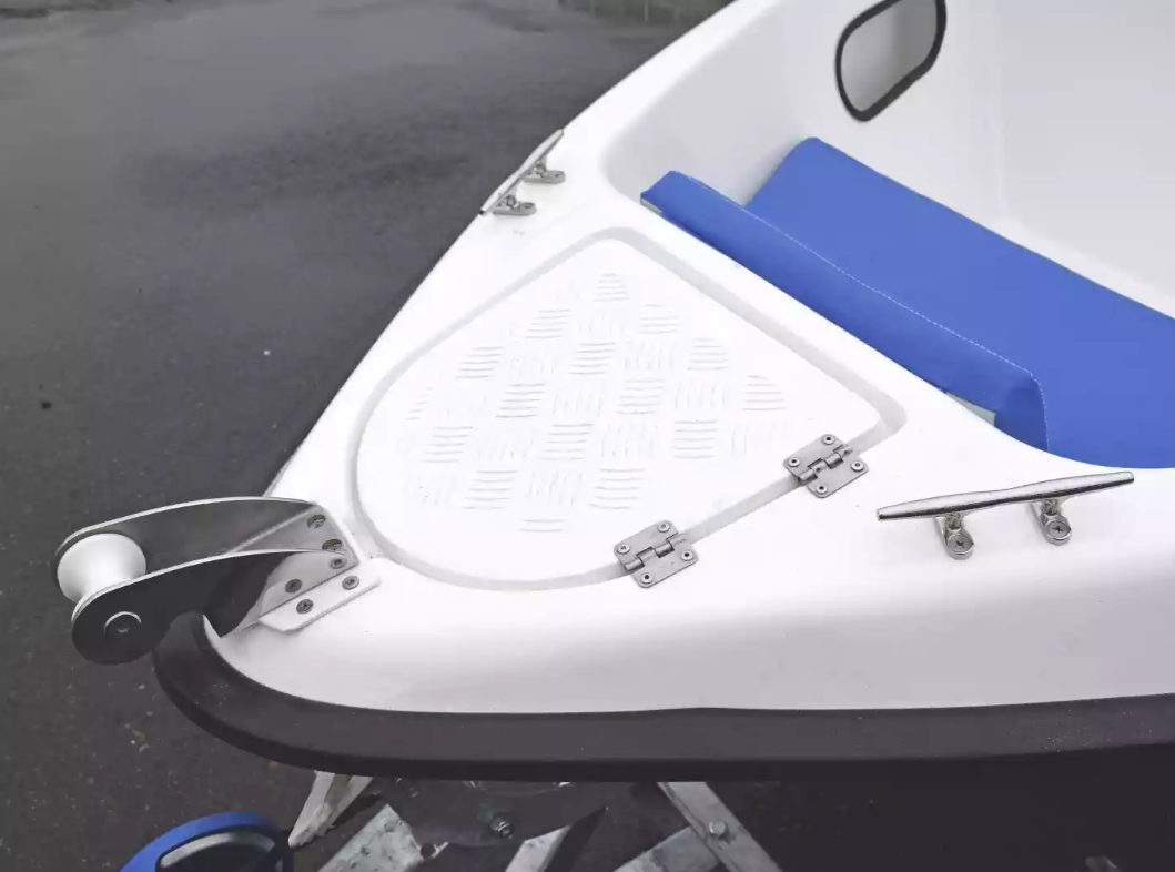 Стеклопластиковый катер Wyatboat-430DCМ (килевая) в Димитровграде Стеклопластиковый катер Wyatboat-430DCМ (килевая) в Димитровграде