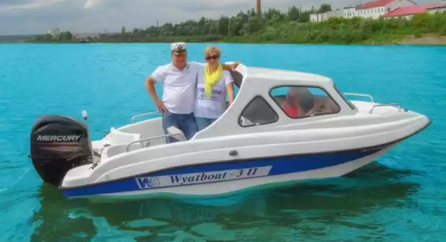 Стеклопластиковый катер Wyatboat-3 П (полурубка) в Димитровграде Стеклопластиковый катер Wyatboat-3 П (полурубка) в Димитровграде