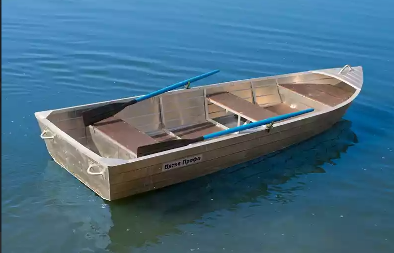 Алюминиевая лодка Вятка-Профи 37 в Димитровграде Алюминиевая лодка Вятка-Профи 37 в Димитровграде