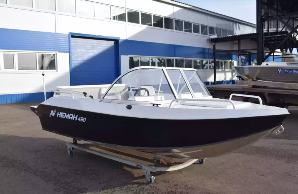 Алюминиевый катер Неман-450 в Димитровграде Алюминиевый катер Неман-450 в Димитровграде