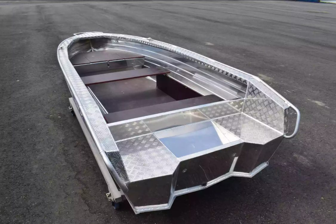 Алюминиевая лодка Wyatboat-390Р Увеличенный борт в Димитровграде Алюминиевая лодка Wyatboat-390Р Увеличенный борт в Димитровграде