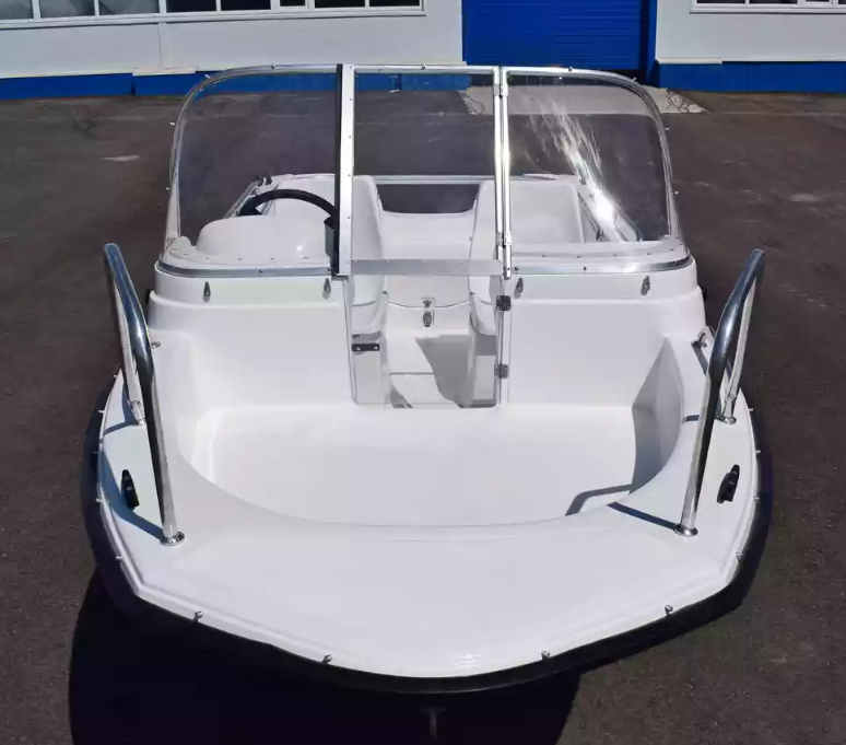 Стеклопластиковый катер Wyatboat-430 DC (тримаран) в Димитровграде Стеклопластиковый катер Wyatboat-430 DC (тримаран) в Димитровграде