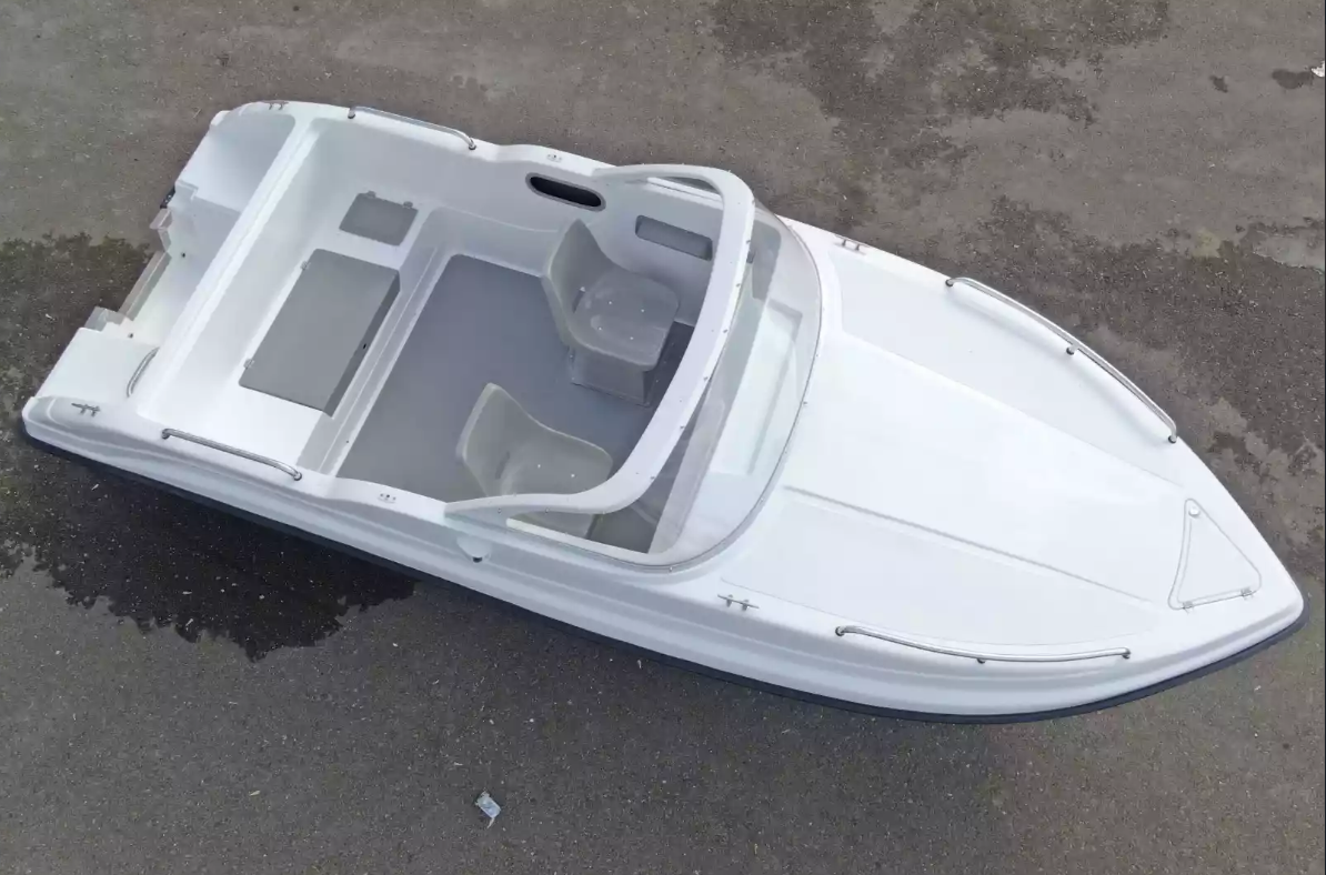 Комбинированный катер Neman-500 P в Димитровграде Комбинированный катер Neman-500 P в Димитровграде